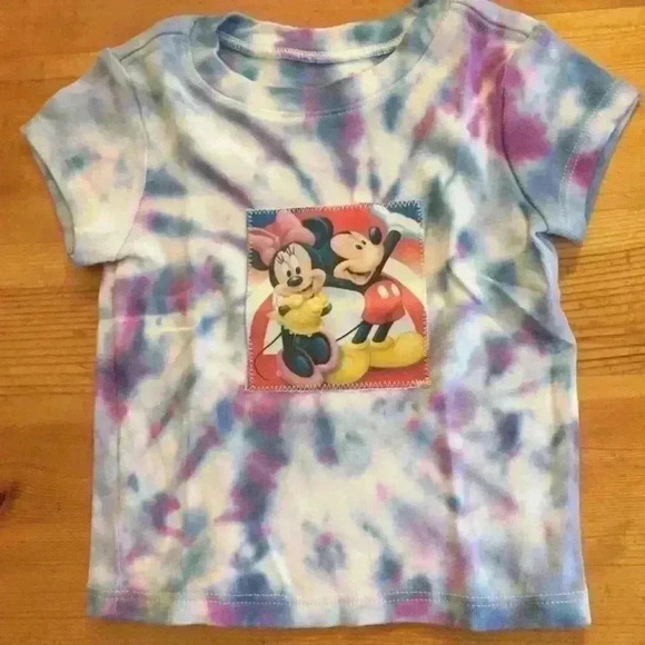 New! Tie dye Mickey and Minnie T-shirt - Picture 1 of 2